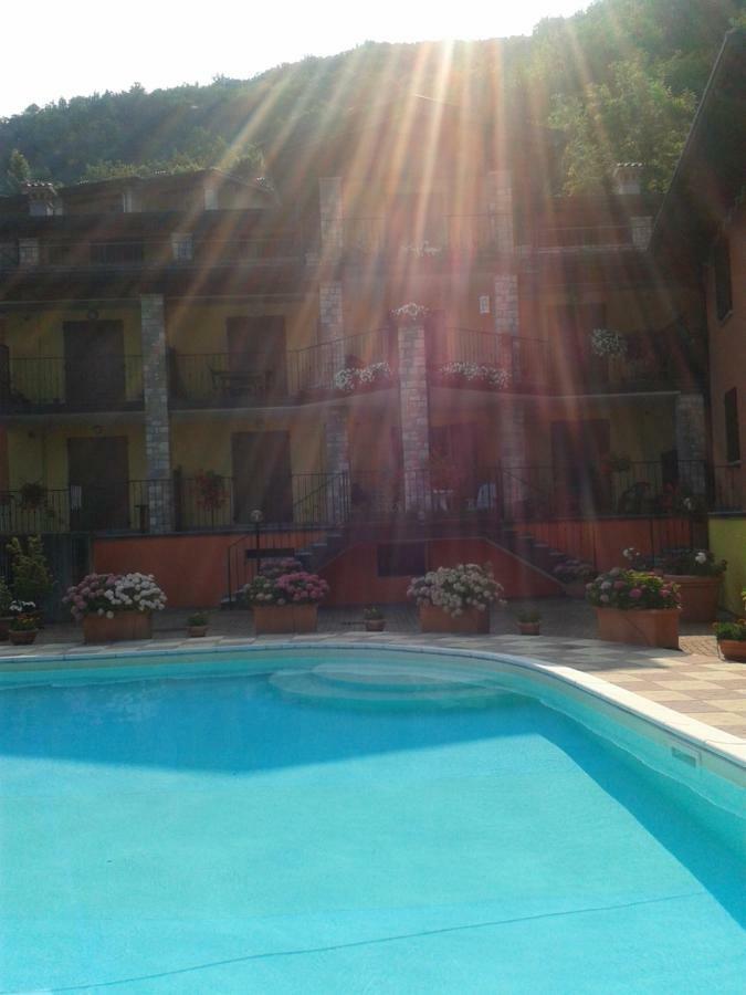 Relax Vista Lago Villanuova sul clisi Εξωτερικό φωτογραφία